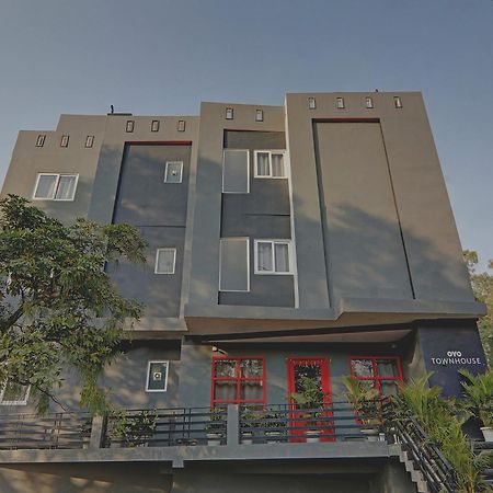 Bijnaur Super Townhouse 139 Ashiyana Smriti Upvan Near Emerald Mall Lucknow מראה חיצוני תמונה